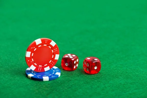 apel168 Diamond Empire dashboard showing Liga 1 fixtures, live-dealer table tiles, and slot game grid